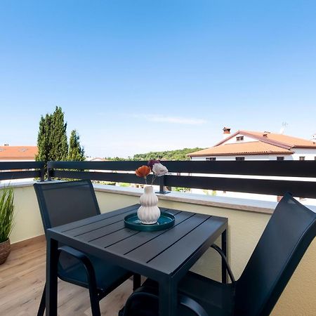 Apartments Sunrise & Sunset Ρόβινι Εξωτερικό φωτογραφία