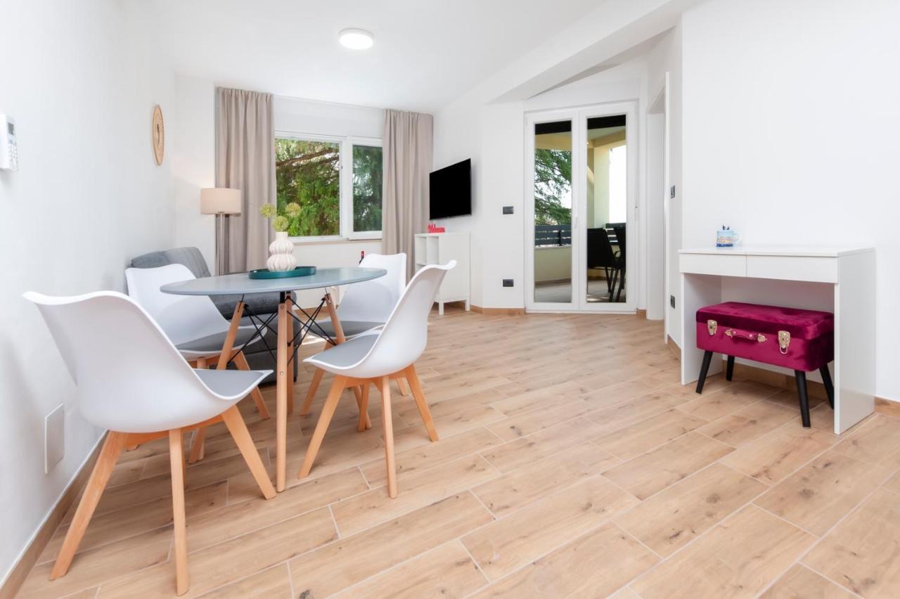 Apartments Sunrise & Sunset Ρόβινι Εξωτερικό φωτογραφία