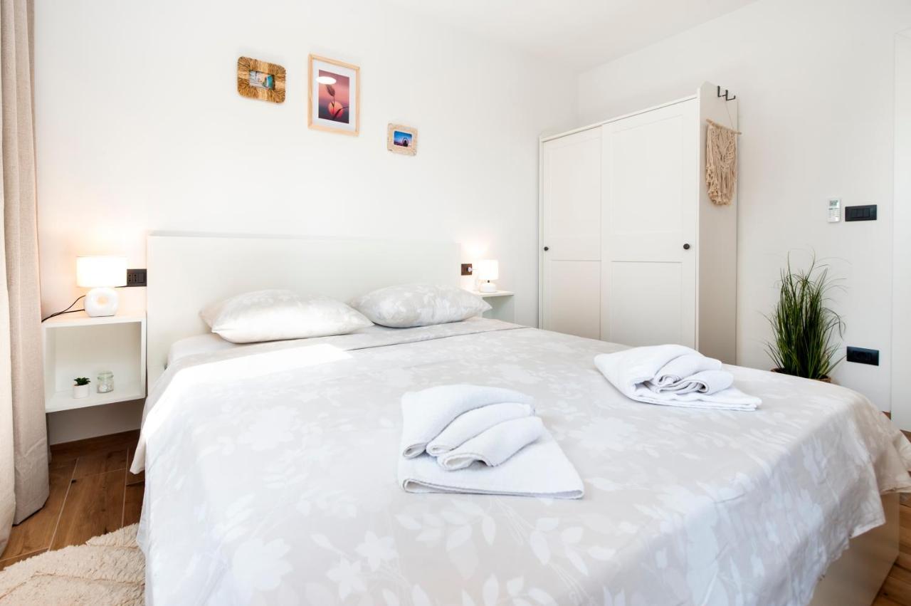 Apartments Sunrise & Sunset Ρόβινι Εξωτερικό φωτογραφία