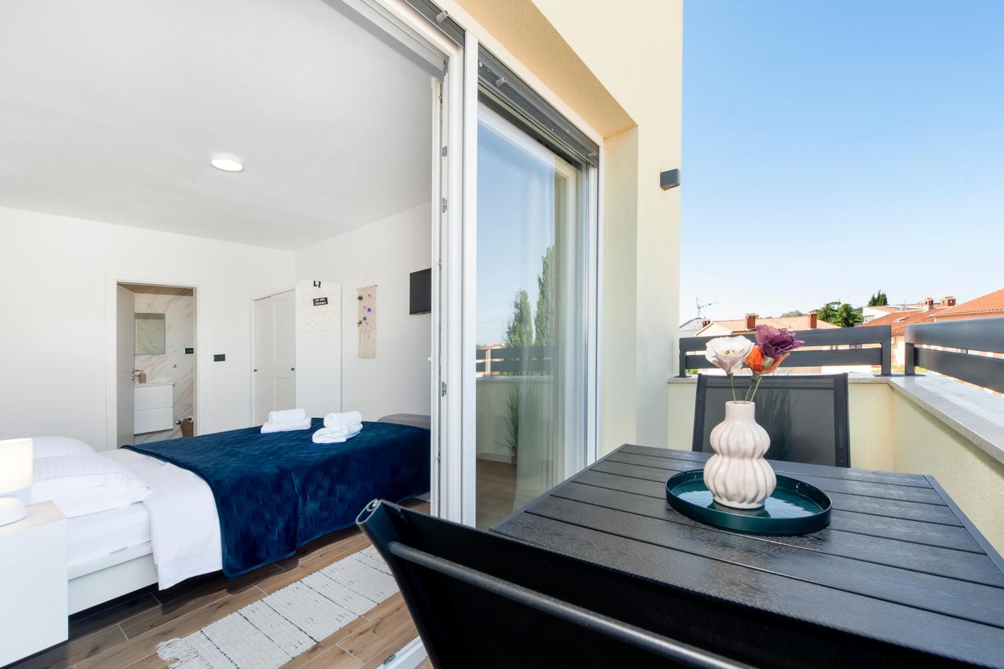Apartments Sunrise & Sunset Ρόβινι Εξωτερικό φωτογραφία